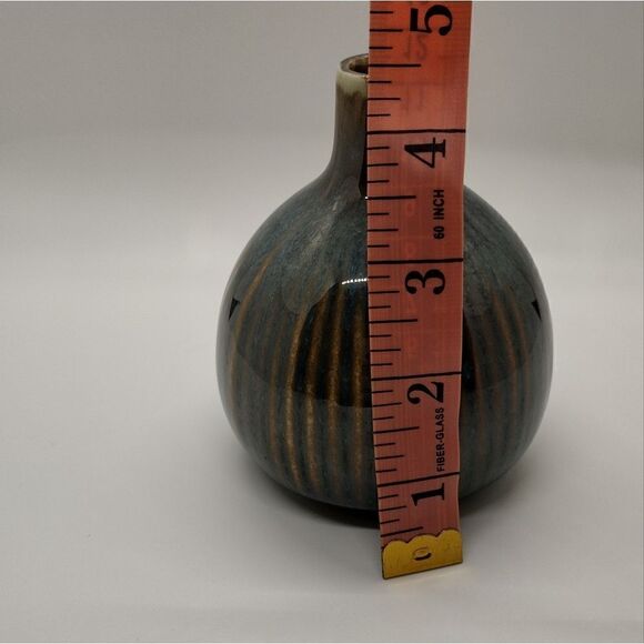 Art pottery small vase - Picture 3 of 4